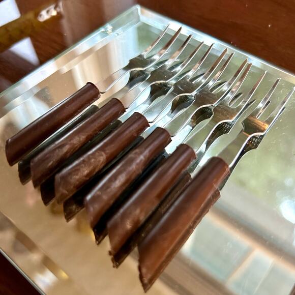 Vintage MCM Cocktail Hors D'oeuvres Forks Made in Japan, set of 6 - Picture 6 of 10